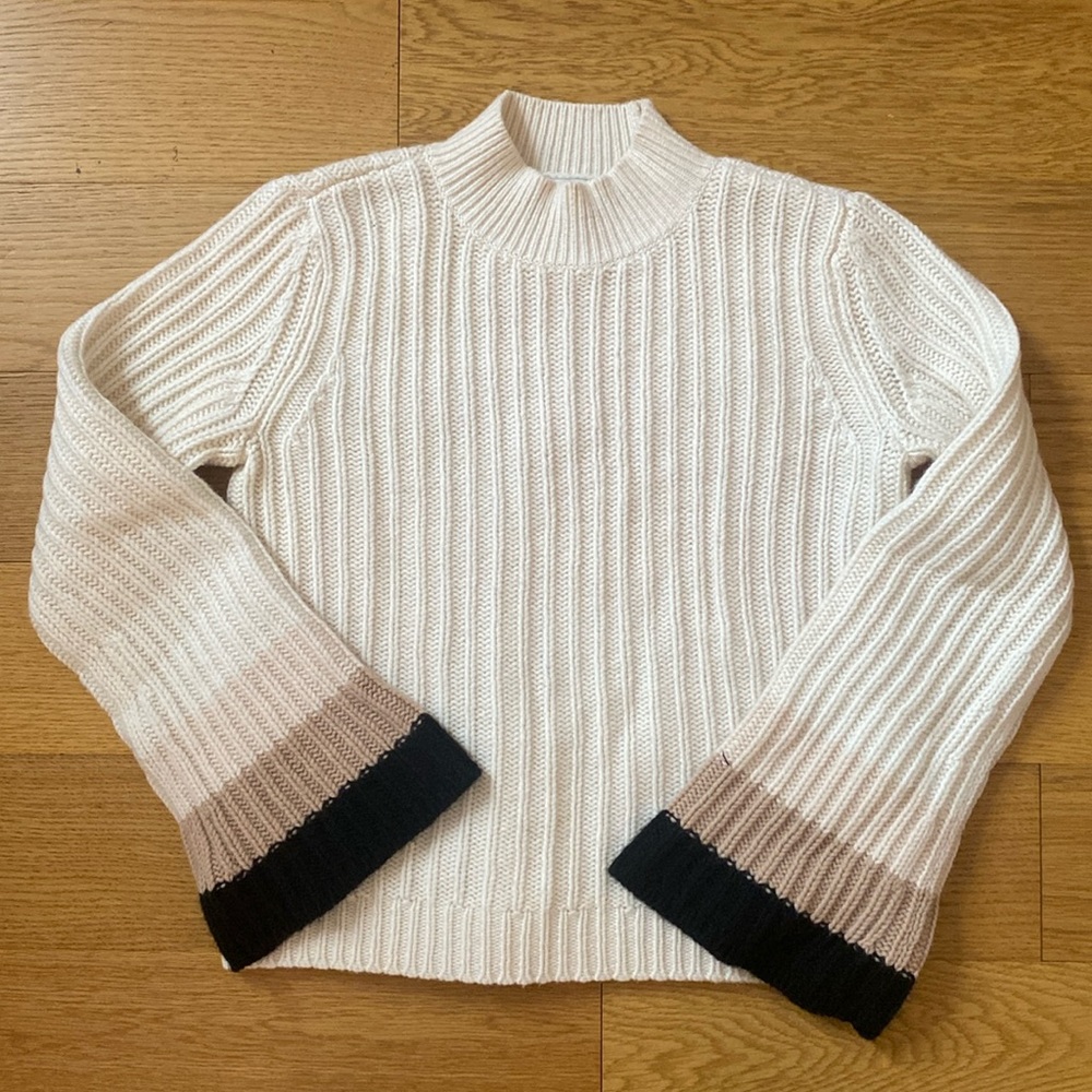 Club Monaco Cashmere Sweater NWOT